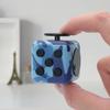 Fidget Cube Stress Angst Druckentlastendes Spielzeug Ideal für Erwachsene und Kinder [Geschenkidee] [Entspannendes Spielzeug] [Stressabbau] [Weiches Material]