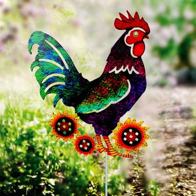 Rooster Sculpture Realistic Standing Animal Garden Decoration Rust-Proof Patio Backyard Carved Iron Chicken Lawn Ornament