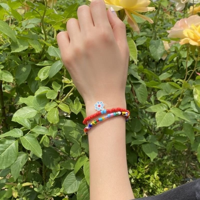 BONBEAU Pretty daisy vivid color beads Bracelet