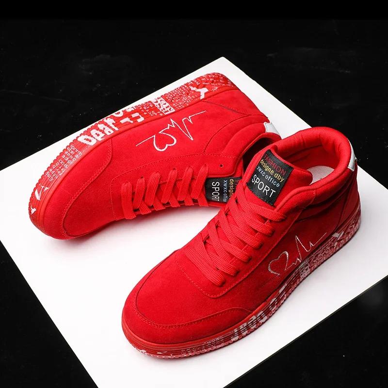 New Four Seasons Couple Plus Size 35-44 High Top Sneakers Fashionable Lightweight Comfortable Versatile Skateboarding Shoes