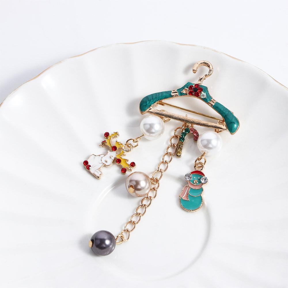 Christmas Decor Bag Decoration Christmas Brooch Clothing Brooches Hanger Tassel Pin Jewelry Gift