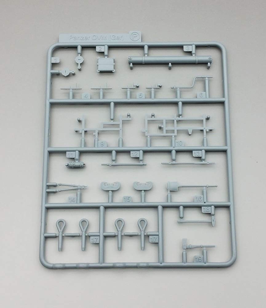 Amusing Hobby 1/35 Scale German Jagdpanther II Tank Destroyer Plastic Model Kit AMH35A011