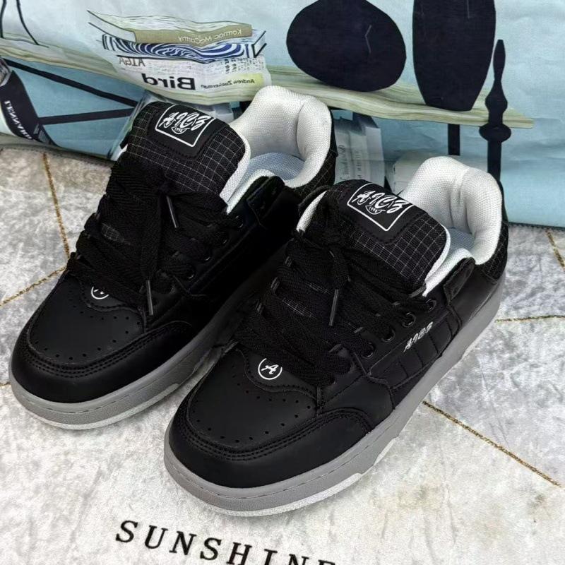 

Гонконгский стиль h толстая подошва серые спортивные туфли модные новые дышащие туфли-хлебушки студенческие универсальные туфли для скейтборда с увеличением роста 44 чёрный