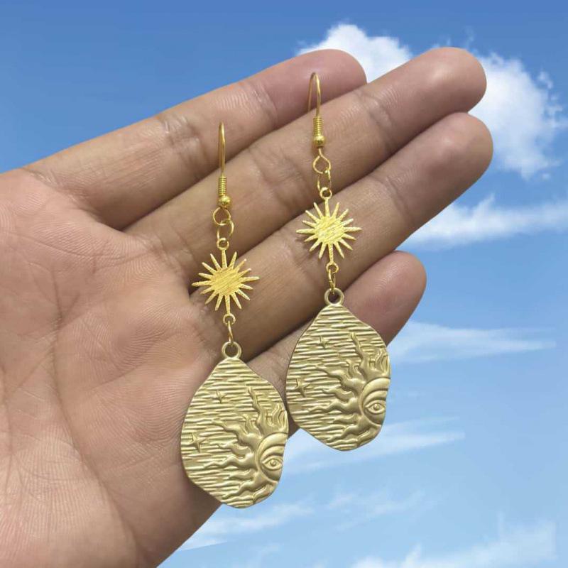 Bohemian Messing Sonne und Halbmond Ohrringe