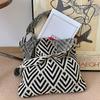 Fashion Geometric Contrast Color Handmade Knitted Handbag Women Minimalist Knot Shoulder Bag Summer Beach Bag