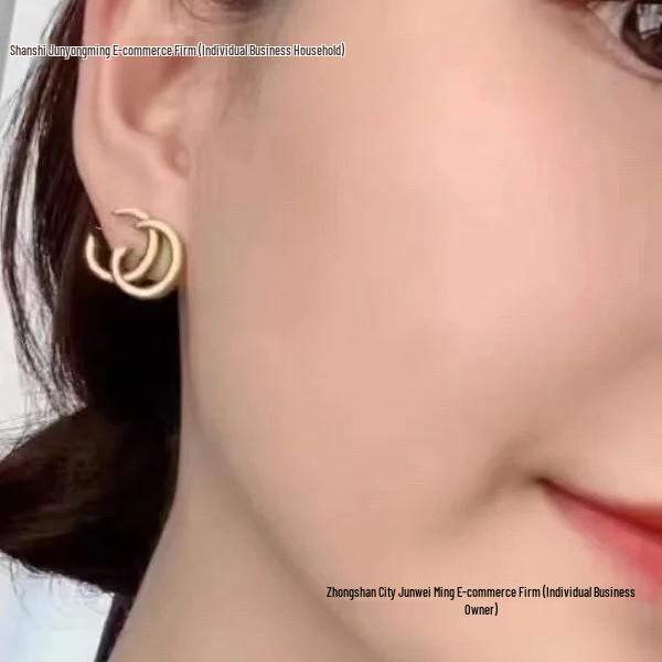 Vintage Doppel-C Antik-Bronze Ohrstecker – Damen Klassischer Used-Look