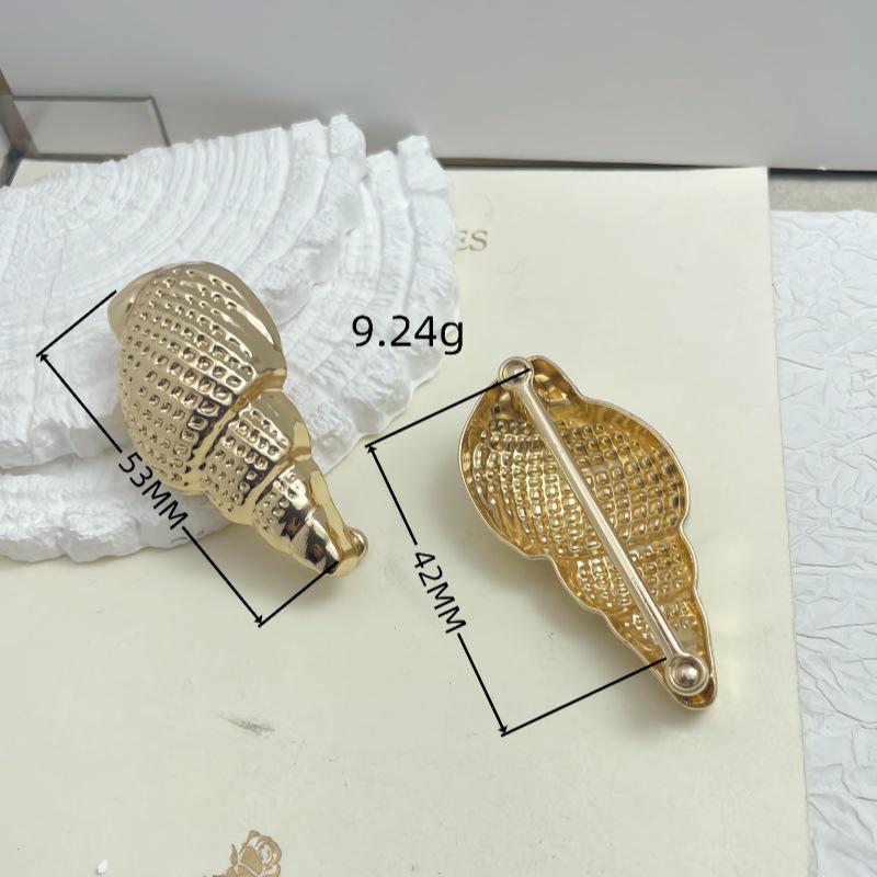 European Shell Bikini Buckle Adjuster - Gold Decorative Hardware Accessory