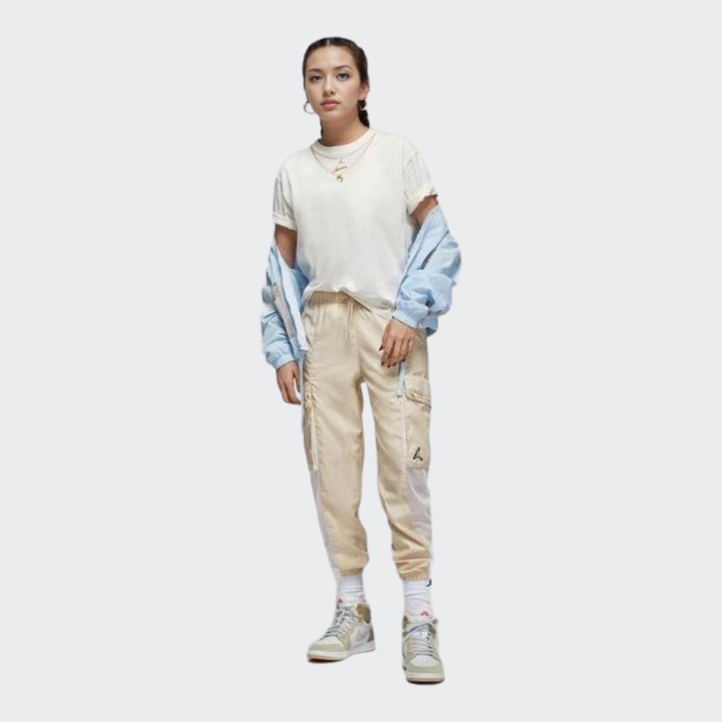 Jordan Solid Logo Round Neck Sports Casual Short Sleeve T-Shirt Women T-Shirts Beige DO5021-133