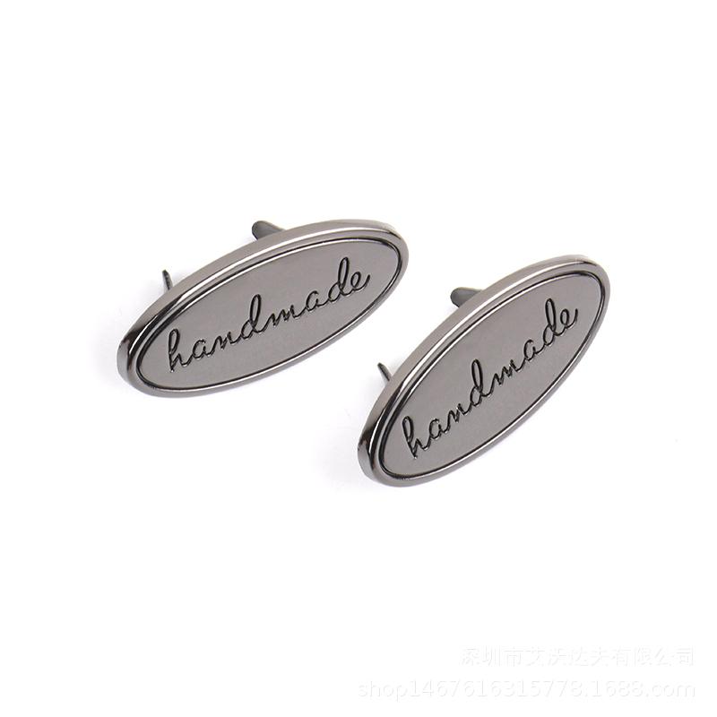 5Pc Hand Made Metal Labels Gold Silver Color Craft Garment Labels Tags For Bags Purse Hand Made Letter Printed Diy Sewing Labels