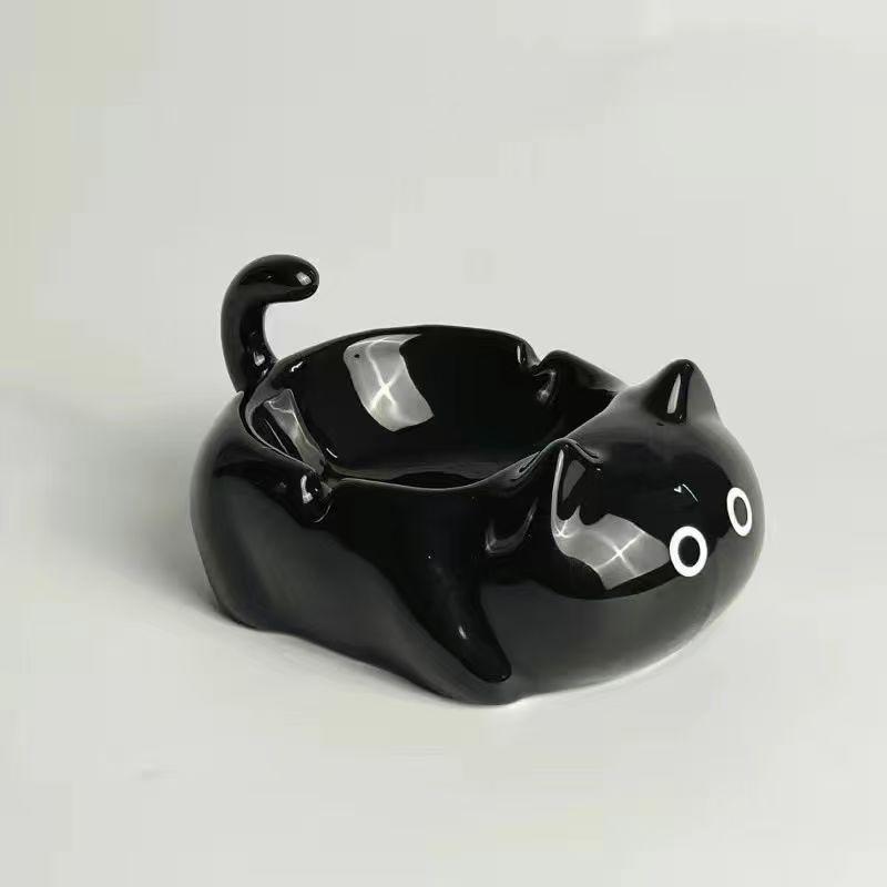 Charming Ceramic Ashtray: Stylish Ornament for Office or Living Room