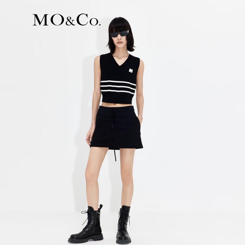 MO&Co. Striped Rib-Knit V-Neck Cropped Vest