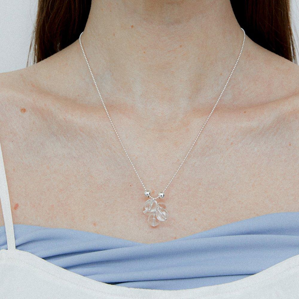 Popping Clear Necklace