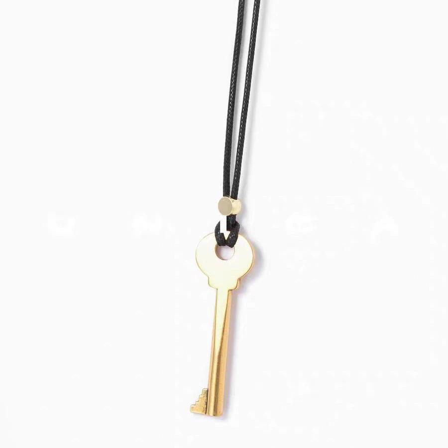 Metal Key Shaped Pendant Necklace For Women Girls Simple Long Wax Rope Sweater Chain Fashion Accessory New Gifts