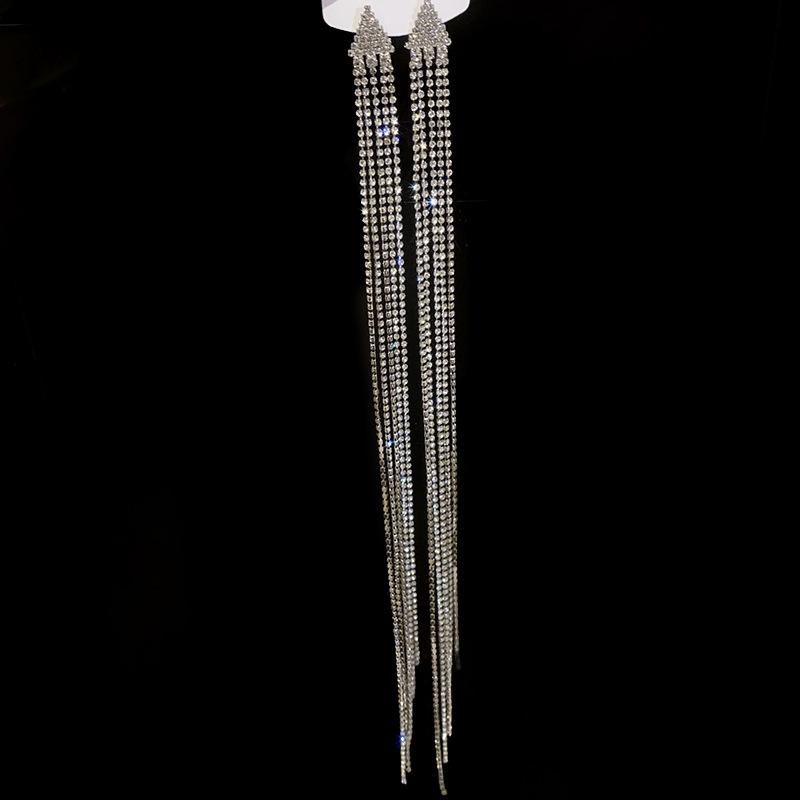 

Silver needle with diamonds, long metal fringed earrings, European and American personality exaggerated earrings, niche high-end earrings, women