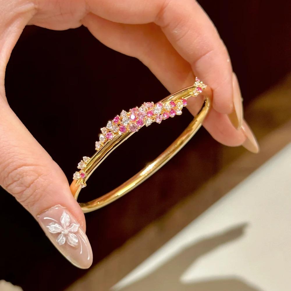 

Vintage Peach Pink Zircon Flower Bracelet for Women Sparkling Elegant Sweet Princess Jewelry