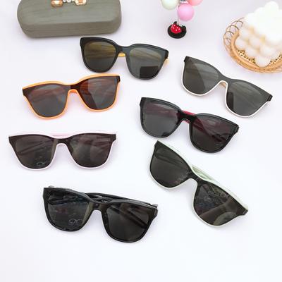 Accesorios – Gafas de sol