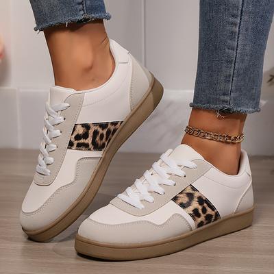 Sneakers casual allacciate con stampa leopardata da donna alla moda