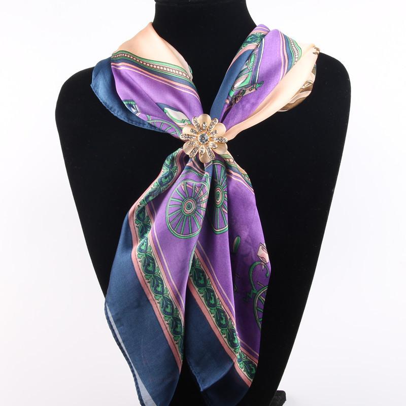 Elegant Alloy Flower Brooch With Rhinestones And Pearls Fashionable Women's Pin