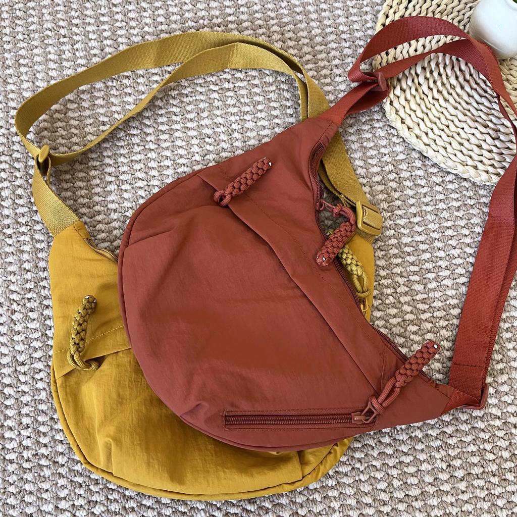 Japanese Style Large Capacity Nylon Canvas Crossbody Bag for Female Students