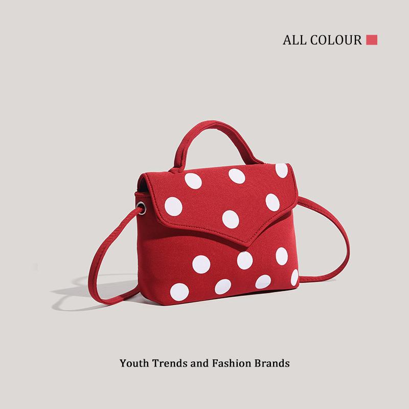 Premium red retro polka dot small square bag women's new sweet and cool underarm shoulder bag large capacity messenger bag