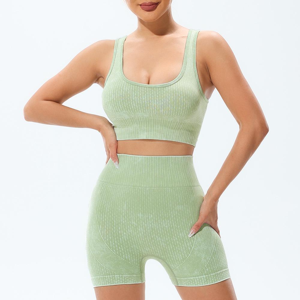 Seamless Sand Wash Peach Yoga Set: Hip-Lifting High-Waist Shorts & Bra