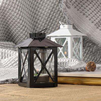 Exquisite European Candle Holder Handmade Outdoor Candle Lantern Elegant Iron Wind Lamp  Table