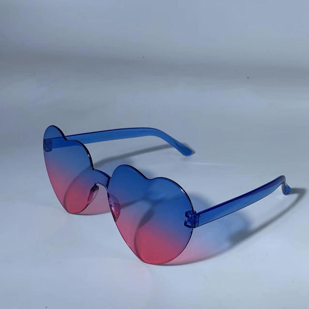 Transparent Heart-Shaped Jelly Sunglasses for Men & Women - European & American One-Piece Design