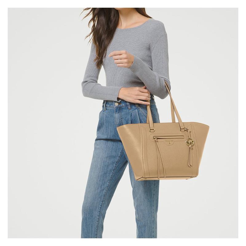 MICHAEL KORS Carine letter LOGO tassel solid color temperament commuter leather shoulder bag handbag women's camel