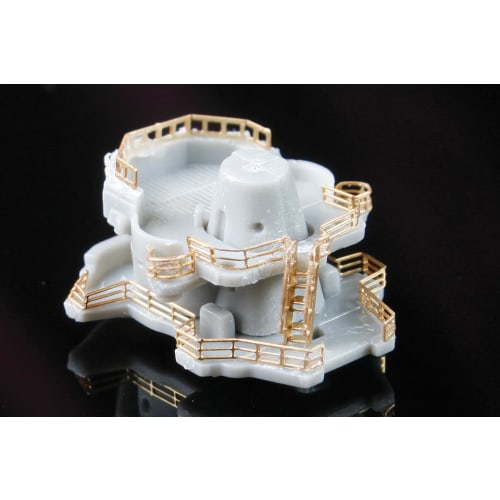 Fujimi Model 1/700 Imperial Navy Series No. 37 EX-1 Japanese Navy Light Cruiser Yahagi (1945/1944) Full Hull Model (with Etched Parts) FH-37 EX-1