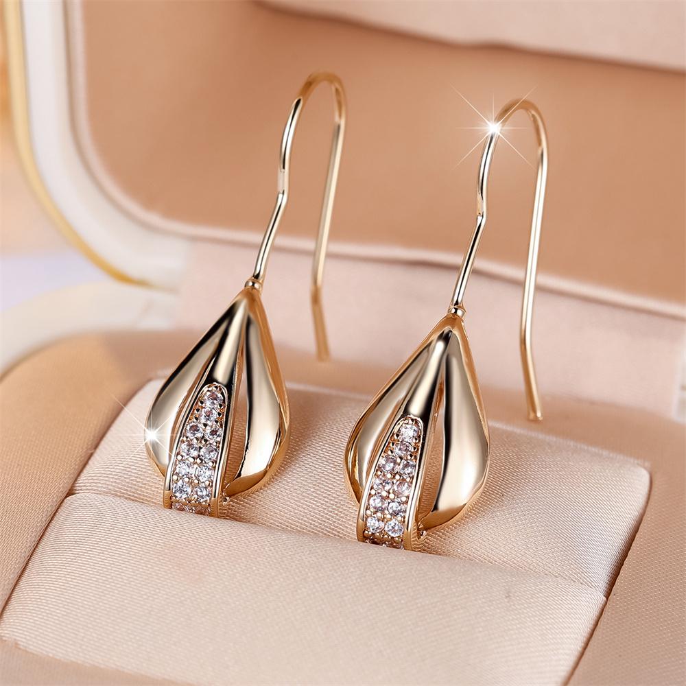 Wassertropfen Anhänger Weiße Zirkonia Stein Hängeohrringe Für Frauen Vintage Goldene Farbe Quasten Ohrring Brautschmuck Hochzeitsgeschenke