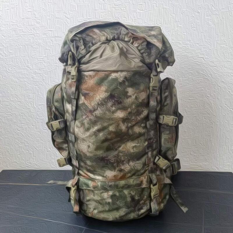 

Junshi Camouflage Hiking Backpack