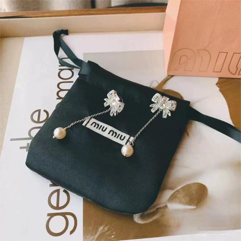 Miss Miu Luxuriöse Quastenohrringe mit Perlen und Diamanten