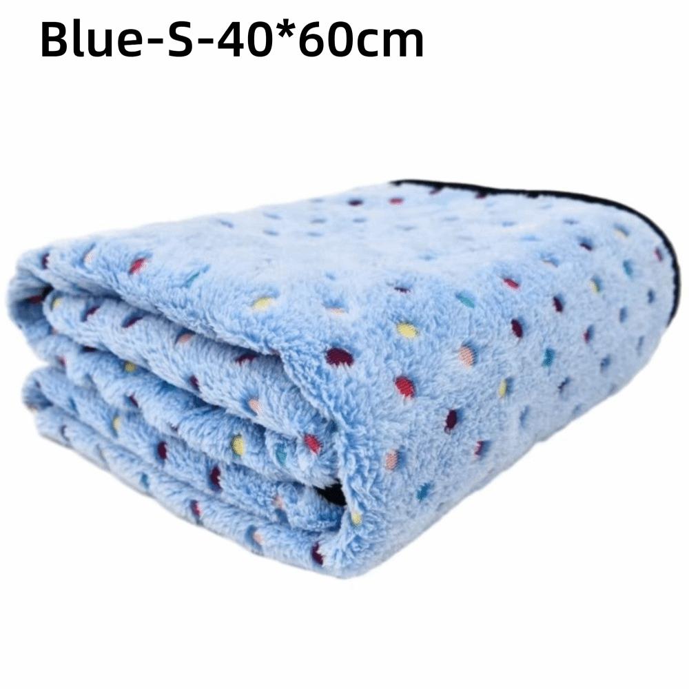 Portable Ultra-Soft Pet Bed Blanket Cute Dot Pattern Cozy Warm Pet Pad Machine Washable Breathable Dog Blanket for Dog/Cat