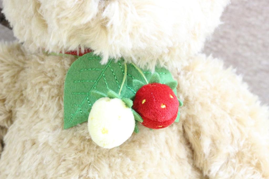 Wild Strawberry Bear Medium Beige
