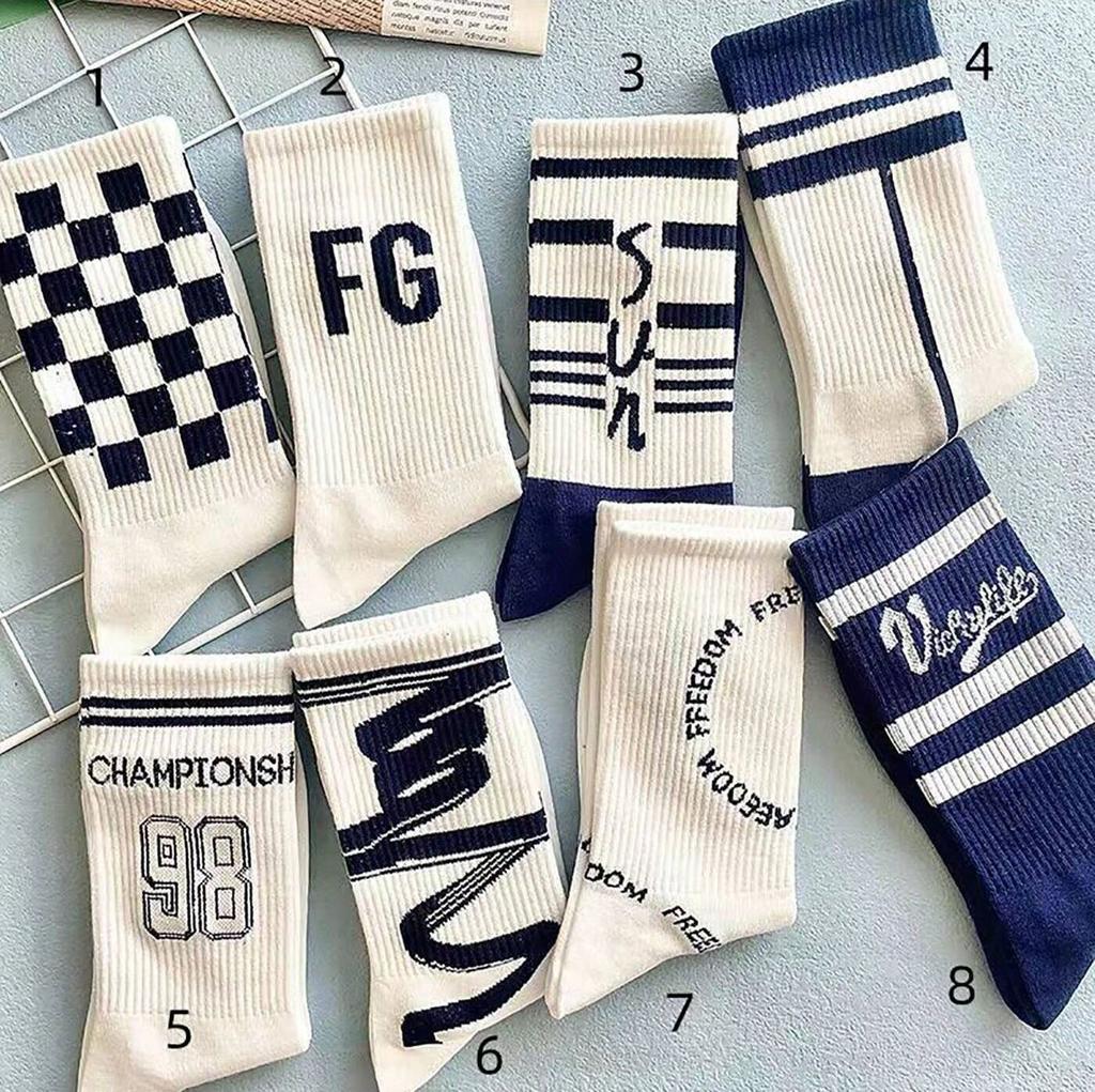 5Pairs Women's Long Socks Medium Tube Korean White Breathable Leisure Girls Embroidery Male Sock Spring Summer Stripe Woman Cute