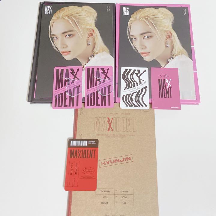 [USED] straykids maxident hyunjin set