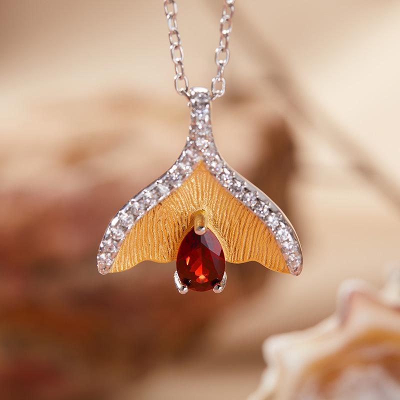 

Natural Gemstone Tanzanian Topaz Diopside Garnet Colored Treasure Necklace Women S Pendant Fishtail Design S925 Sterling Silver