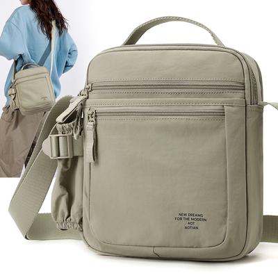 Herren Reise Crossbody Schultertasche – Funktionale Lässige Slingtasche mit Spezieller Flaschenhalterung