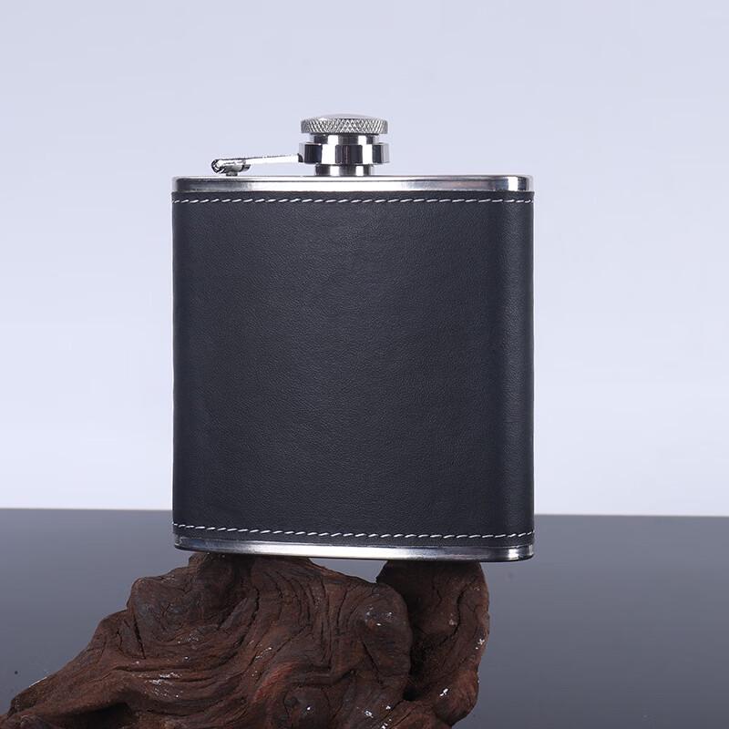 Stainless Steel Portable Hip Flask Set