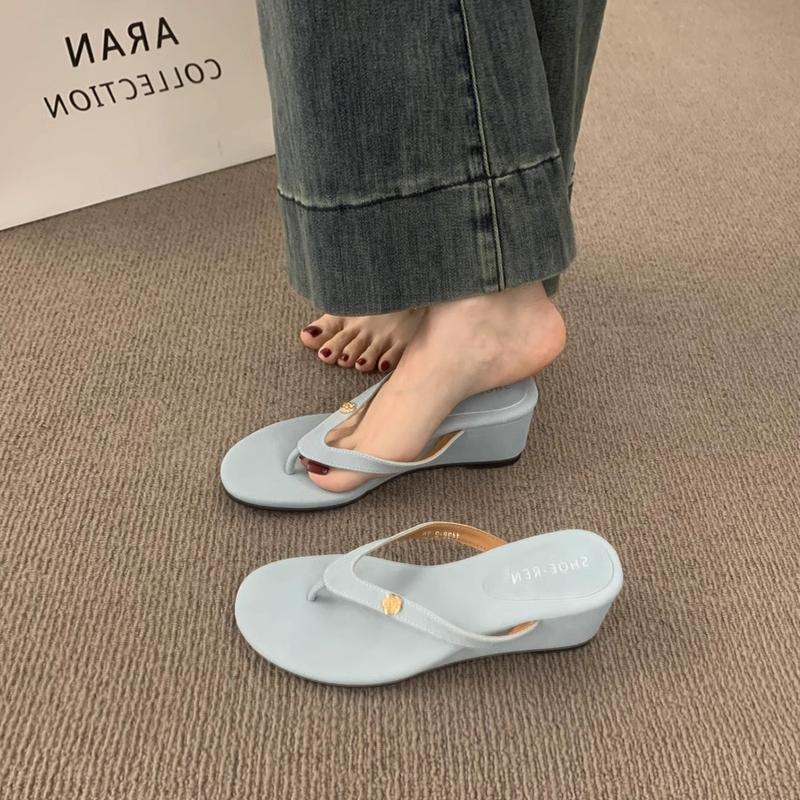 Fashion Shoes Slippers Women Summer Rubber Flip Flops Slides On A Wedge Pantofle Flat Hawaiian Soft 2025 Shoes Slippers Soft Slides On A