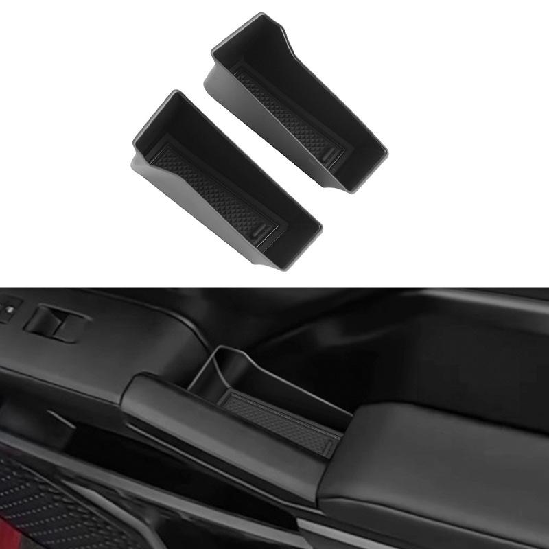 Силиконовая крышка подстаканника и подлокотника заднего сиденья для Toyota 4Runner (2010-2023)