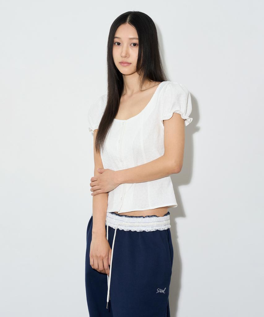 Seul Puff Flower Short Sleeve Blouse_White