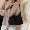 Large capacity underarm bag women's 2025 new fashion retro commuter suede shoulder bag casual tote bag