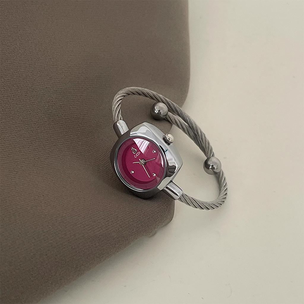 Vintage Creative Women's Watches Square Dial Delicate Metal Crafted Rope Bracelet Ladies Quartz Watch Clock Wristwatch Gift
