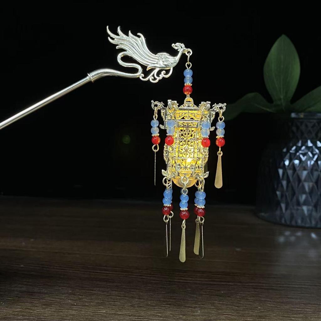 Ancient Style Luminous Hairpin: High-End Alloy Lantern Design for Hanfu Skirts