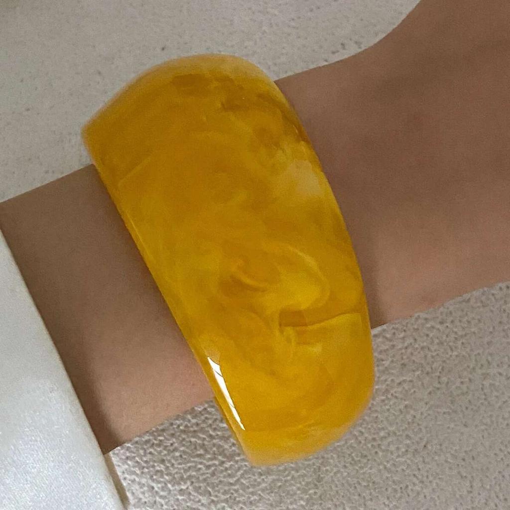 Ingemark Y2K Boho Yellow Resin Acrylic Bangles for Women New Trend Vintage Geometric Irregular Bracelets Daily Party Jewelry