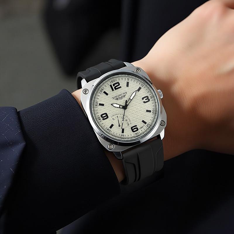 Men's Watch Casual Fashion Silicone Strap Quartz Watch
