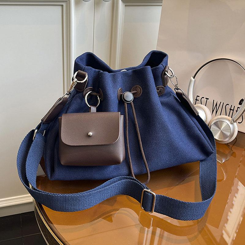 Canvas bag women's large-capacity new autumn and winter drawstring shoulder messenger bag premium pleated bucket bag