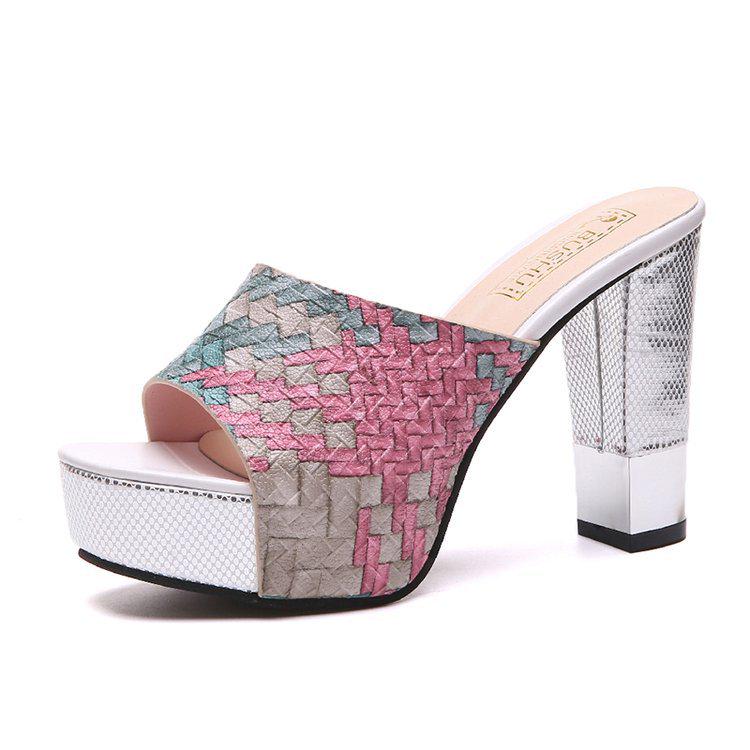 

Новые женские летние тапочки, модные сексуальные туфли на высоком квадратном каблуке с открытым носком, женские босоножки на платформе 2019 4