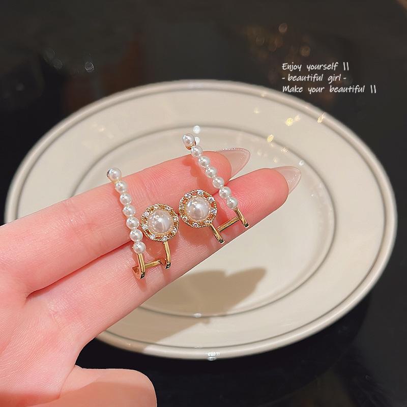 French Retro Geometric Pearl Earrings - S925 Silver Needle, High-End Light Luxury Design